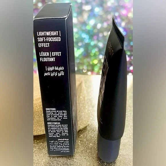 Huda Beauty Easy Blur Silicone-Free Smoothing Primer - Picture 8 of 10